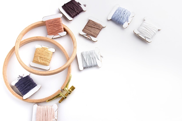 set de ace si fire pentru broderie